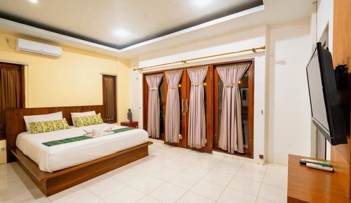 Double Room, Pool View