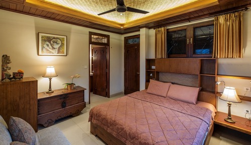 Coconut Room, Second Floor