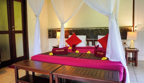 Bungalow Family Room