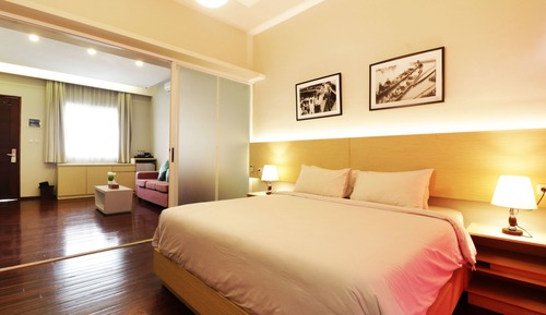 Executive Room