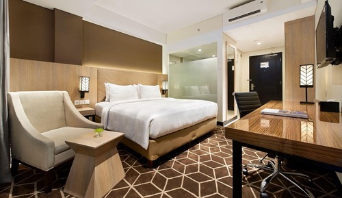 Grand Deluxe