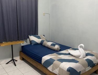 Twin Room with Private Bathroom