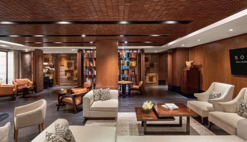 Luxury  King Club Millésime Room with Pool Access