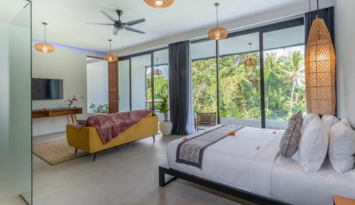 Superior King Room