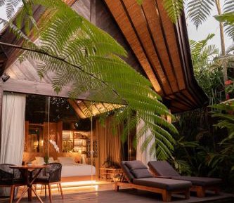 Jabu with Plunge Pool, Daily Floating Breakfast and Afternoon Tea