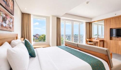 Junior Suite with Balcony