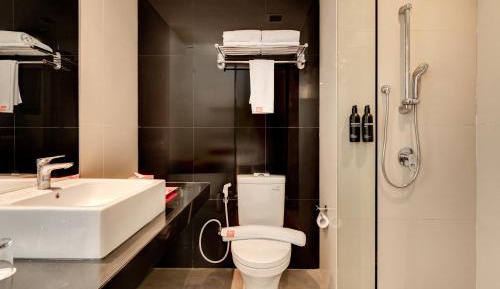 HARRIS Unique Double or Twin Room