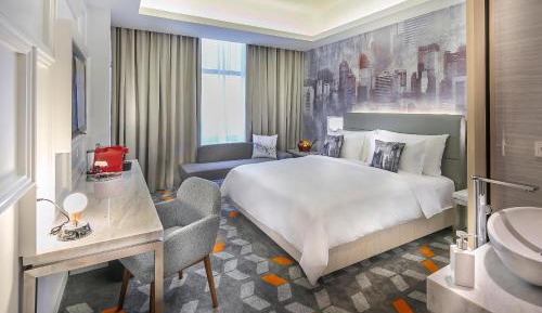 Vertu Deluxe Room Double Bed 