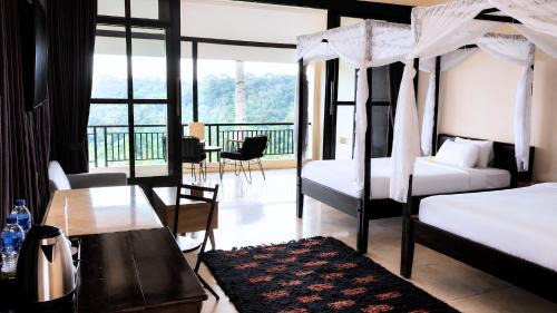 Junior Suite With Balcony