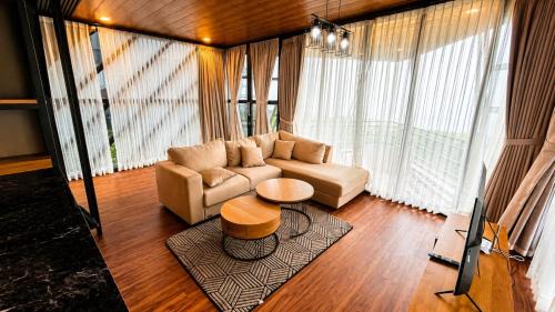 Lavaza Villa