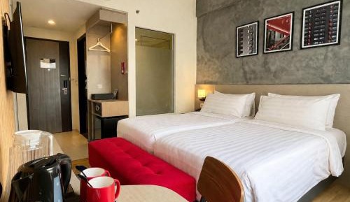 Double or Twin Room with City View