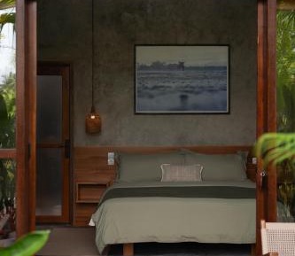 Suite with Garden View