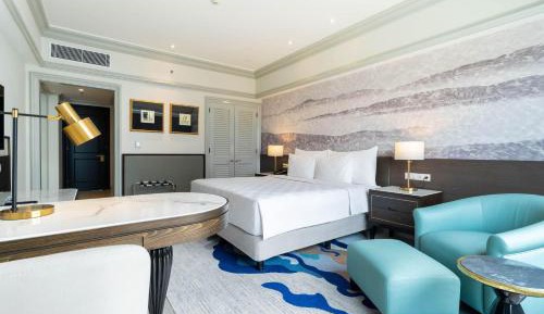 Grand Deluxe King Room - Smoking