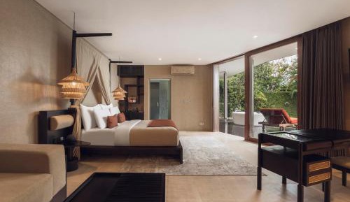 Suite Room with Jacuzzi - Annex