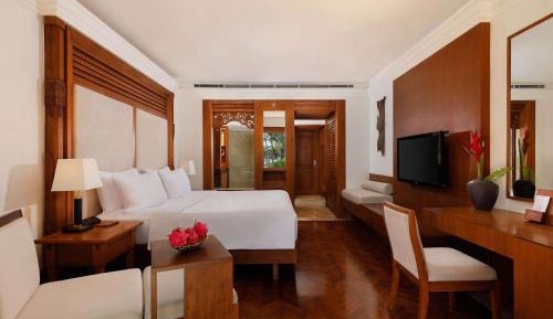Premier Twin Room