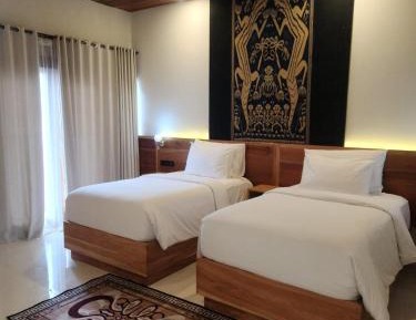 Twin Room with Balcony