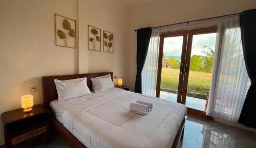 Deluxe Terrace Room with Free Shuttle to Munduk