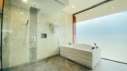 King Suite with Balcony