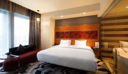Junior King Suite