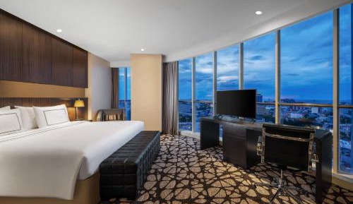 The Level Junior Suite