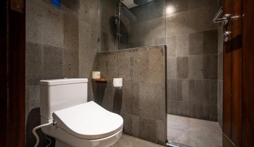 Studio 20 with Free Benefits
