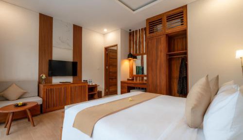 Grand Deluxe Room