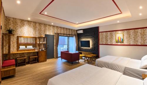 Deluxe Suite