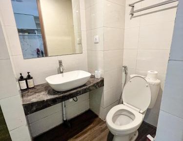 Studio Apartment with Queen Bed