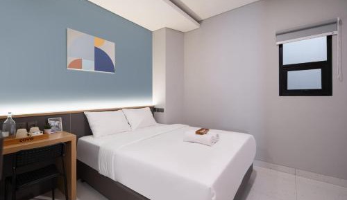 Standard Queen Room
