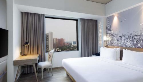 Superior King Room