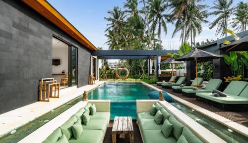 Villa with Private Pool