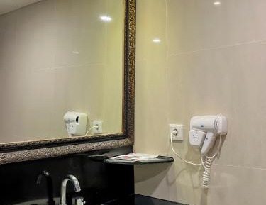 Deluxe Twin Room with CityView