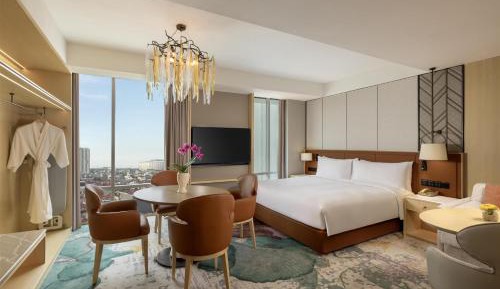 Premium King Room