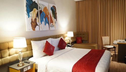 Deluxe King Room - Non-Smoking