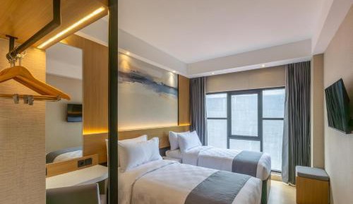 Deluxe Twin Room - Non-Smoking