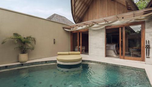 Grand Royal Smart One-Bedroom Villa with Private Pool & Jacuzzi