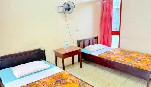 Economy Twin Room