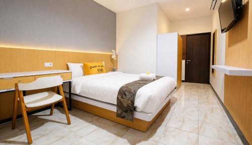Deluxe Double Room with Balcony