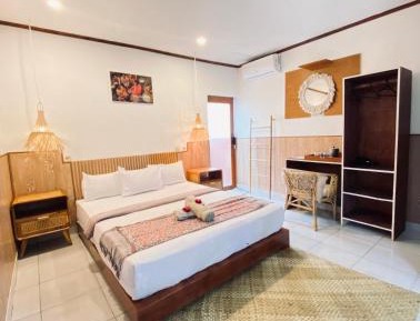 Deluxe Double Room with Balcony