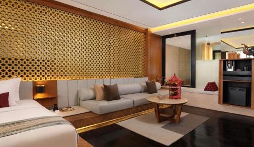 Seminyak King Suite with Balcony