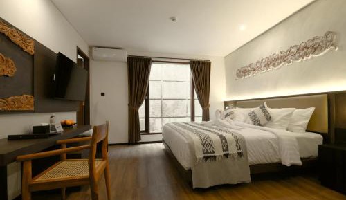 Standard King Room