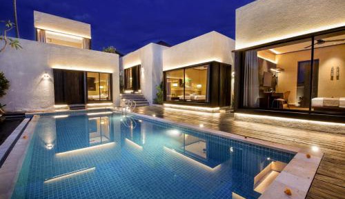 Cielo Pavilion Pool View