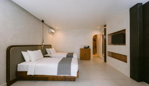 Deluxe Plus Twin Room