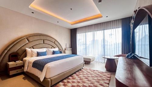 Premier Room