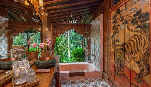 Teakwood Jungle View Villas