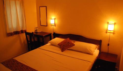 Deluxe Queen Room