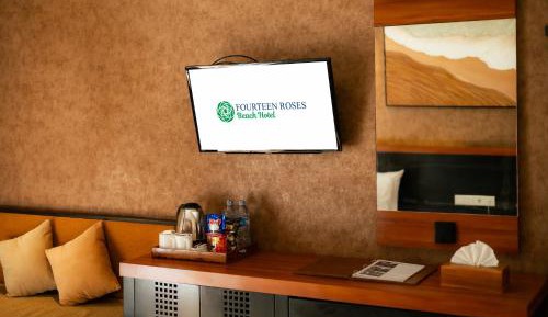 Deluxe Double or Twin Room with Pool View 