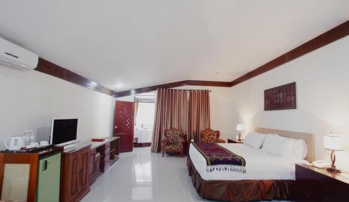 Executive Suite