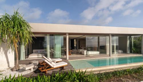 Ocean View 2-Bedroom Villa