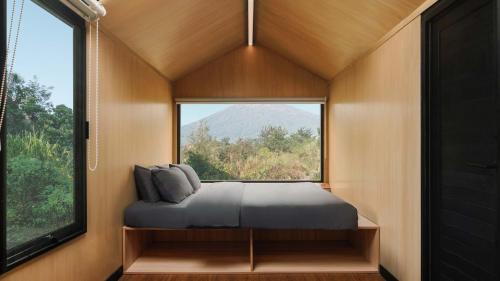 Deluxe Cabin with View